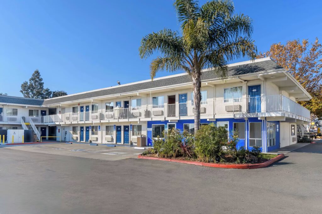 Studio 6 Hayward, Ca  Silicon Valley Gateway